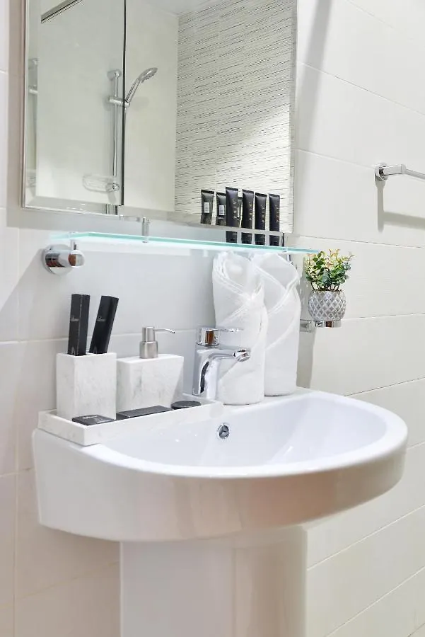 شقة Dunya Tower - Downtown Luxury - 5 Min Walk To Dubai Mall!